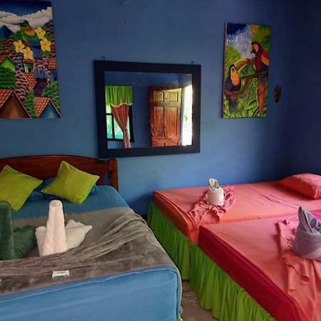 Cabinas Tortuguero Natural Екстер'єр фото