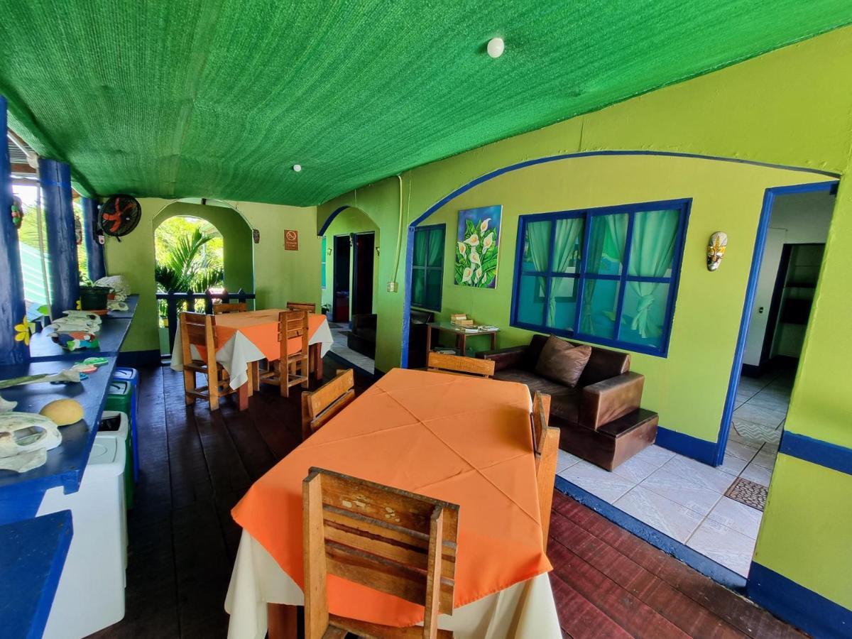 Cabinas Tortuguero Natural Екстер'єр фото