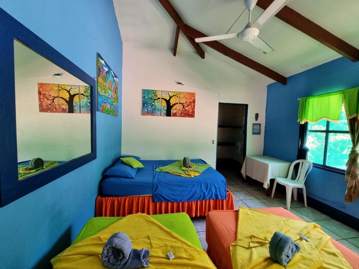 Cabinas Tortuguero Natural Екстер'єр фото