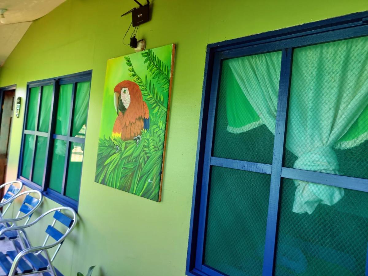 Cabinas Tortuguero Natural Екстер'єр фото