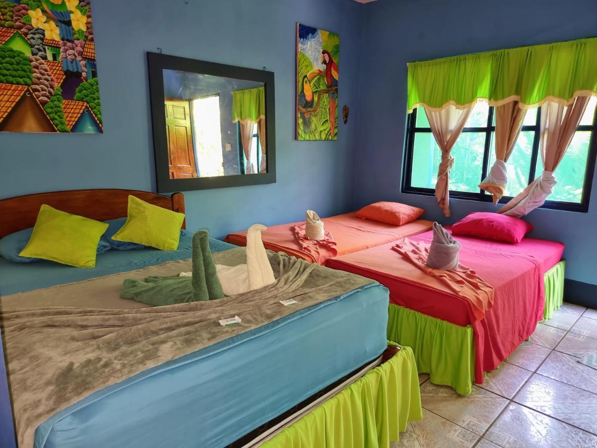Cabinas Tortuguero Natural Екстер'єр фото