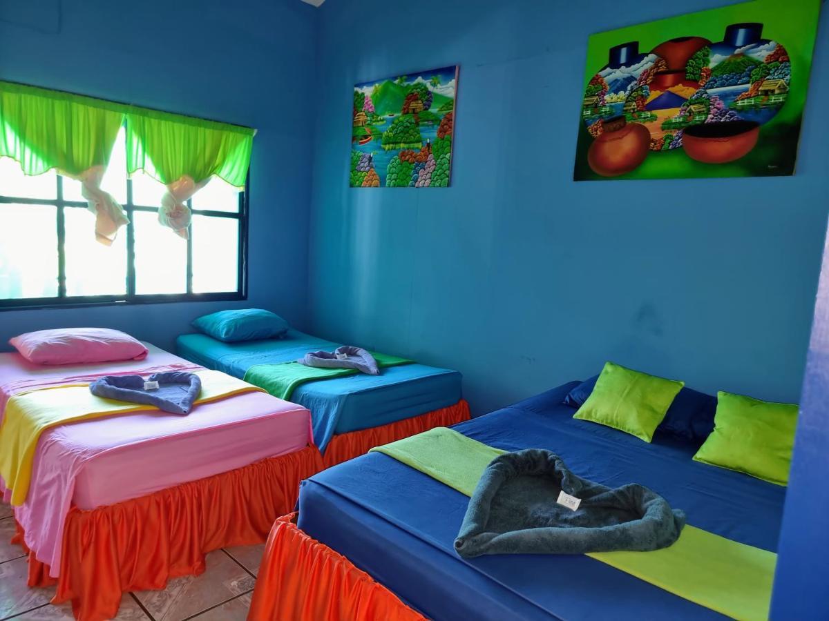 Cabinas Tortuguero Natural Екстер'єр фото
