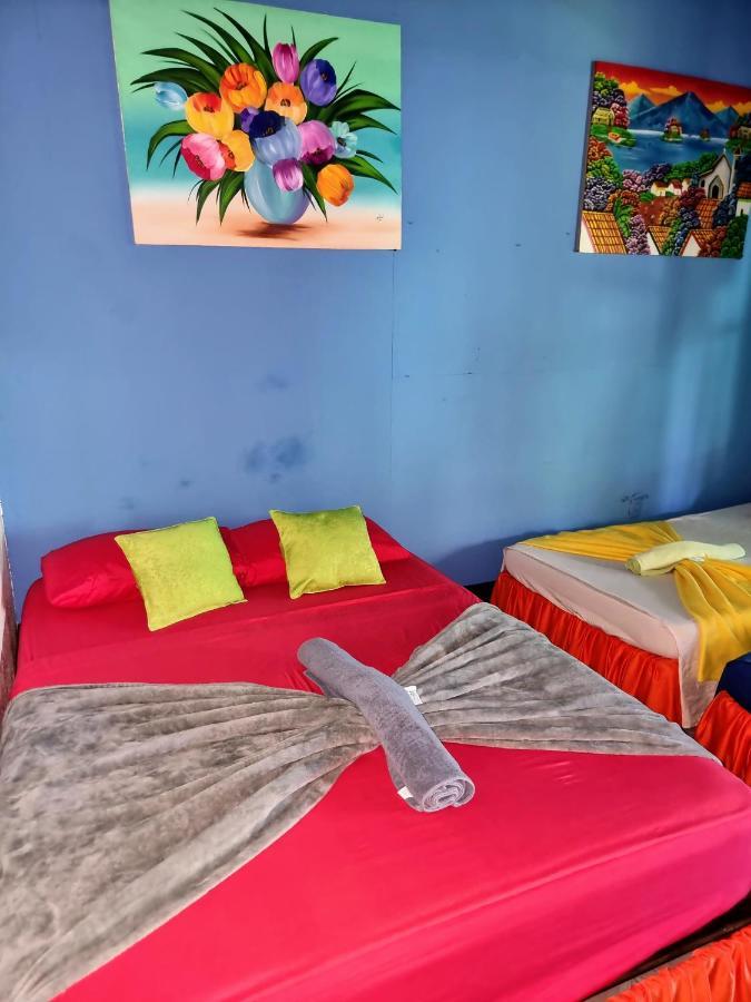 Cabinas Tortuguero Natural Екстер'єр фото