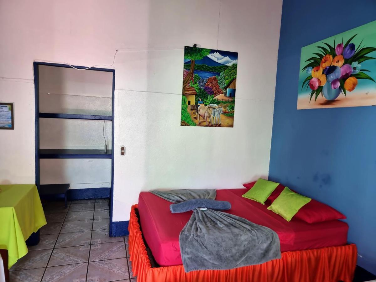 Cabinas Tortuguero Natural Екстер'єр фото