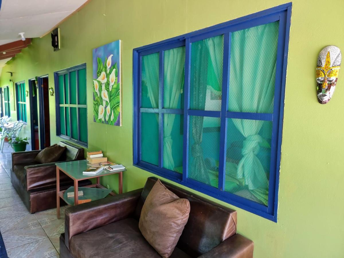 Cabinas Tortuguero Natural Екстер'єр фото