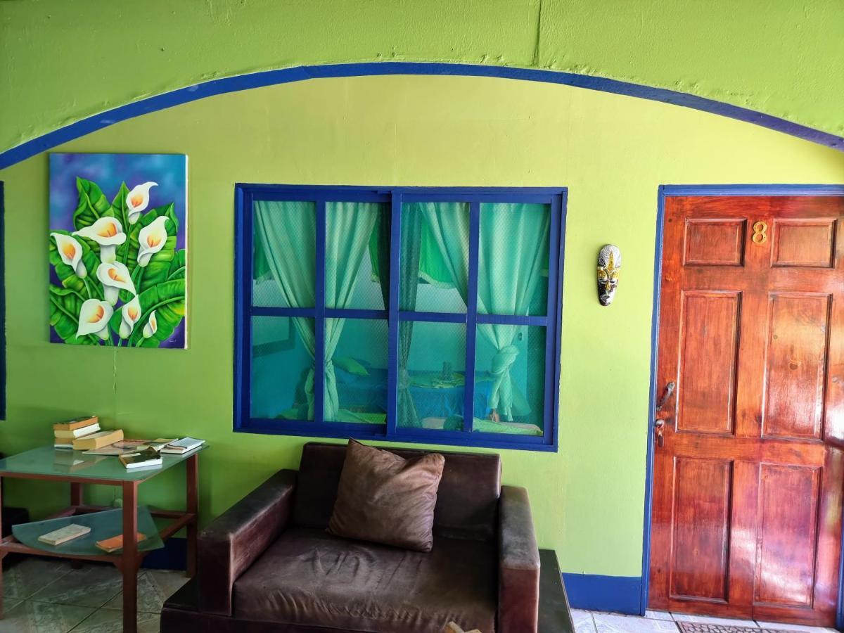 Cabinas Tortuguero Natural Екстер'єр фото