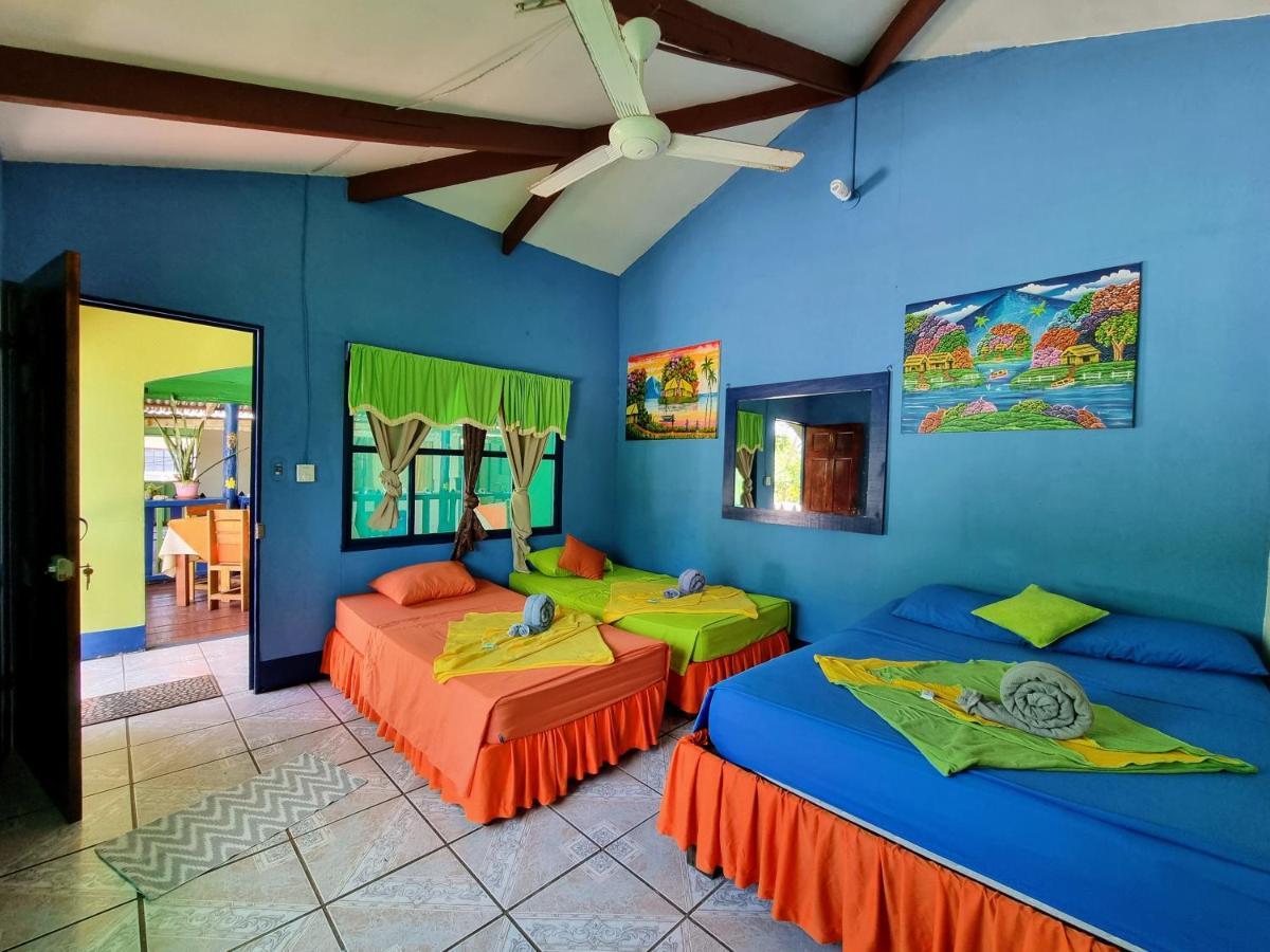 Cabinas Tortuguero Natural Екстер'єр фото
