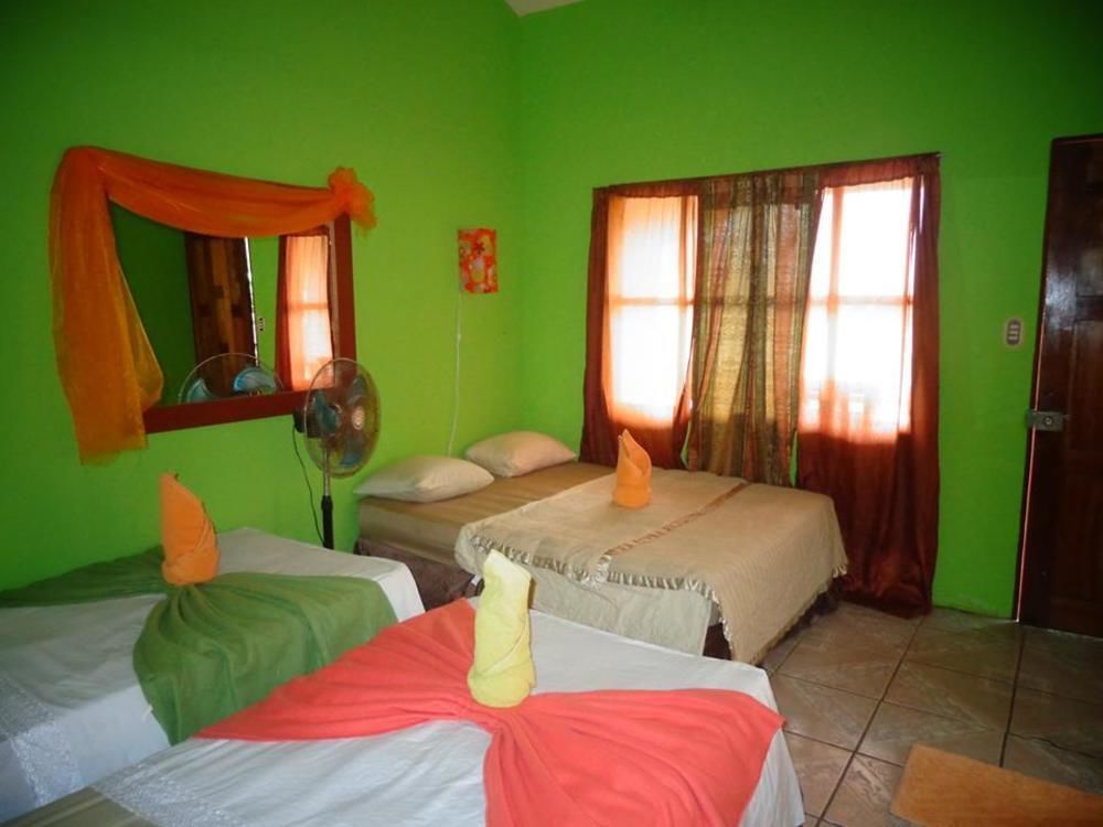 Cabinas Tortuguero Natural Екстер'єр фото