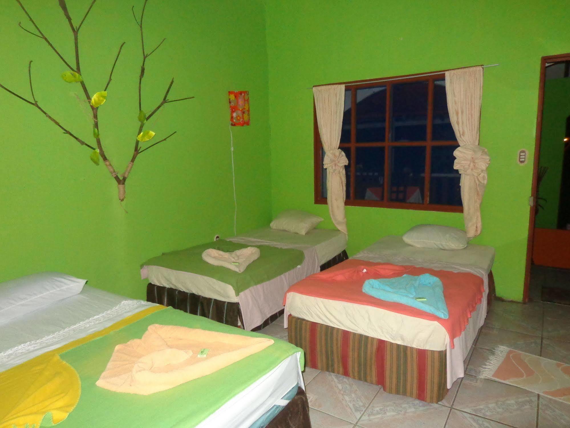 Cabinas Tortuguero Natural Екстер'єр фото