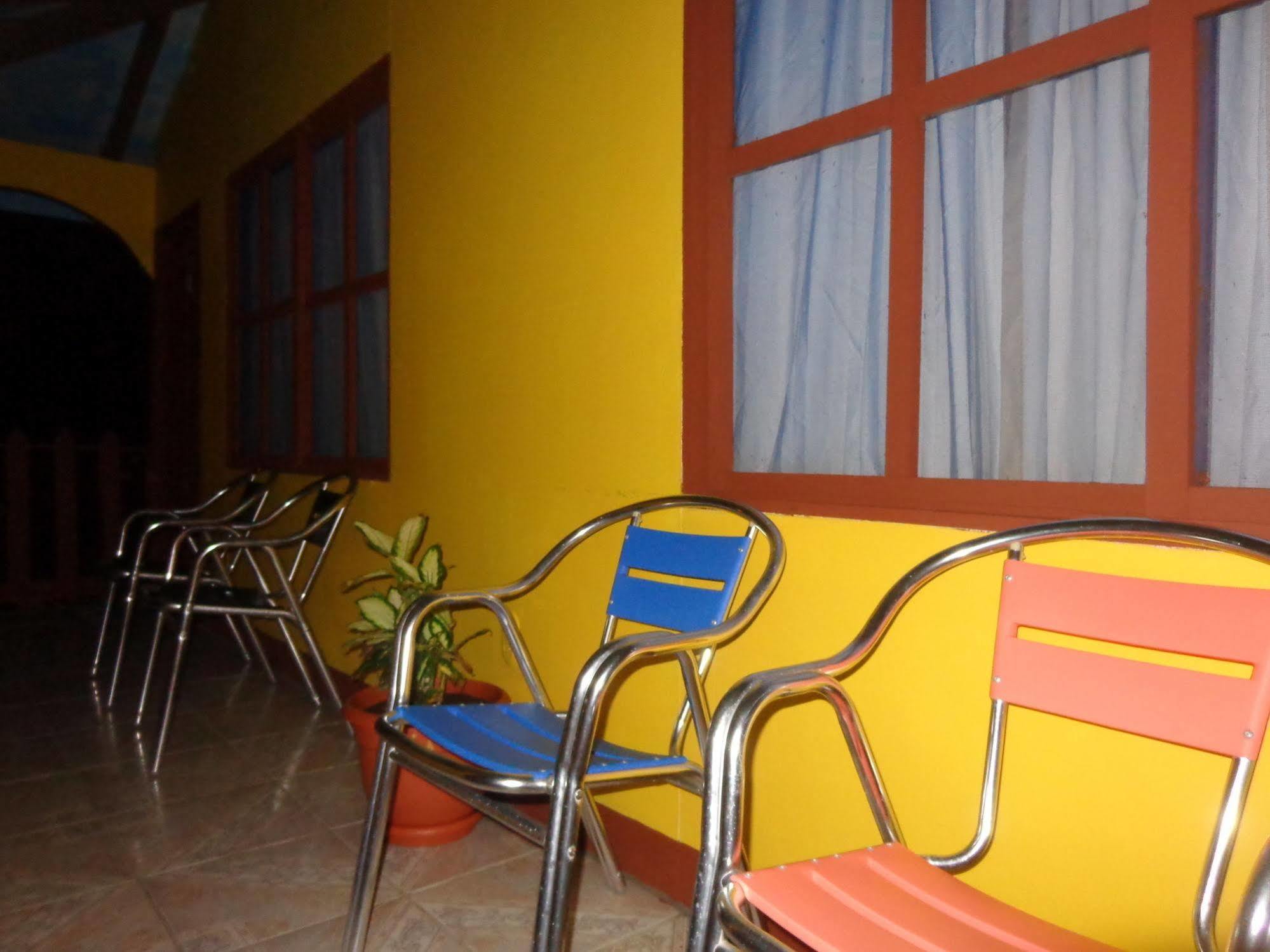 Cabinas Tortuguero Natural Екстер'єр фото